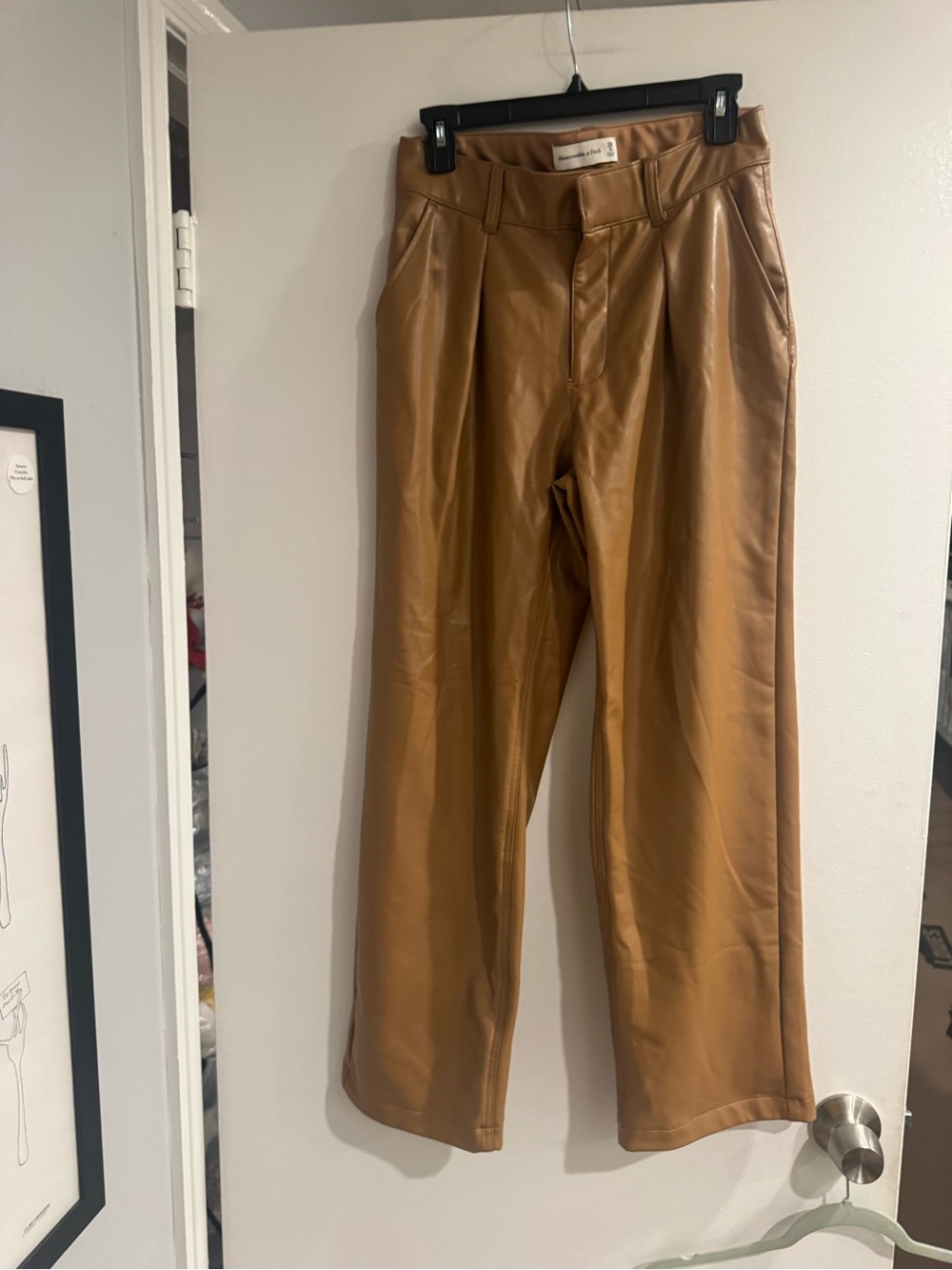 Abercrombie & Fitch Camel Faux Leather Pants Women’s 28/6 High Rise